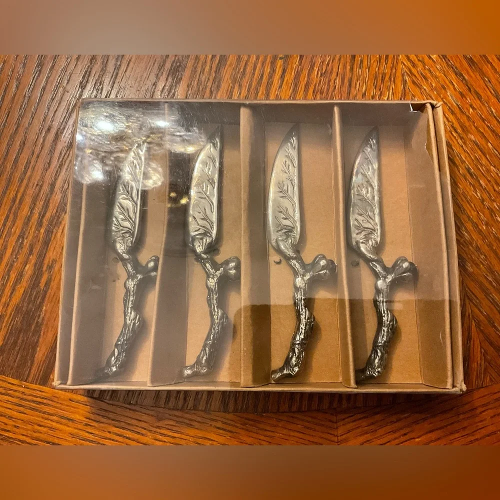 Vintage Bombay Beautifully Crafted Branch & Acorn Silver Cheese Knives!